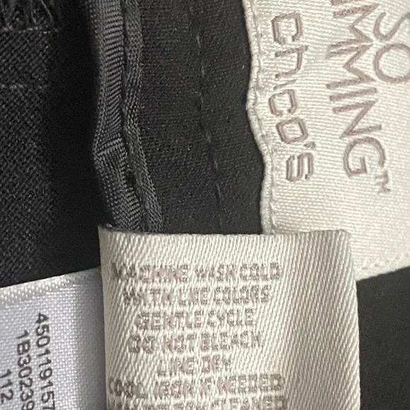 So Slimming by Chico’s 2 Black Shorts - Picture 7 of 8